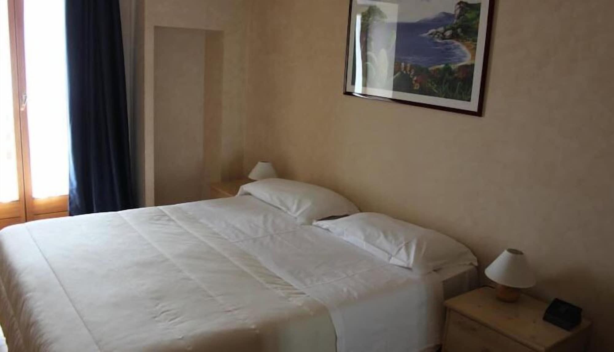 Rifugio Sapienza Nicolosi Exterior foto